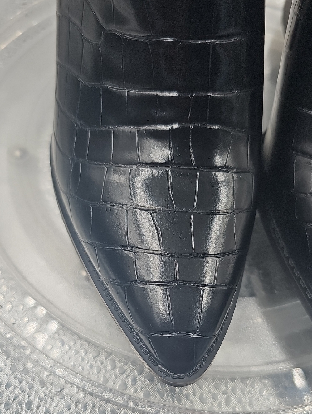 S Black Tight Fitting Qupid Heeled Boots Size 4 - Picture 2 of 7